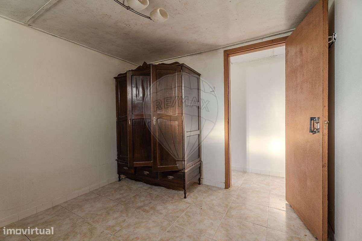 Moradia T2 para venda-6