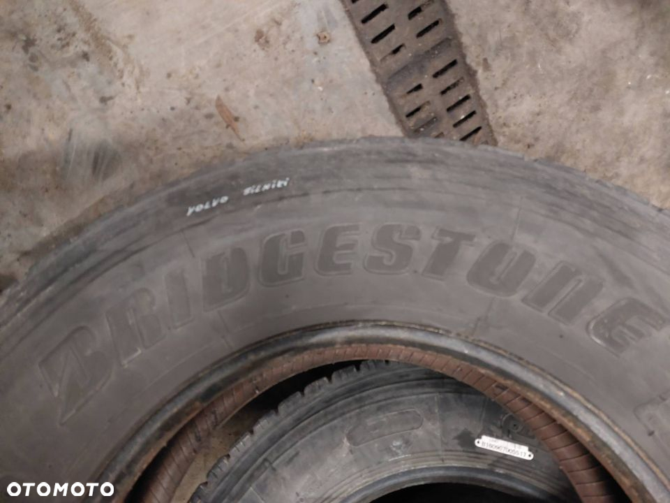 OPONA 1 SZT 315/70R22,5 2006R BRIDGESTONE R227 - 2