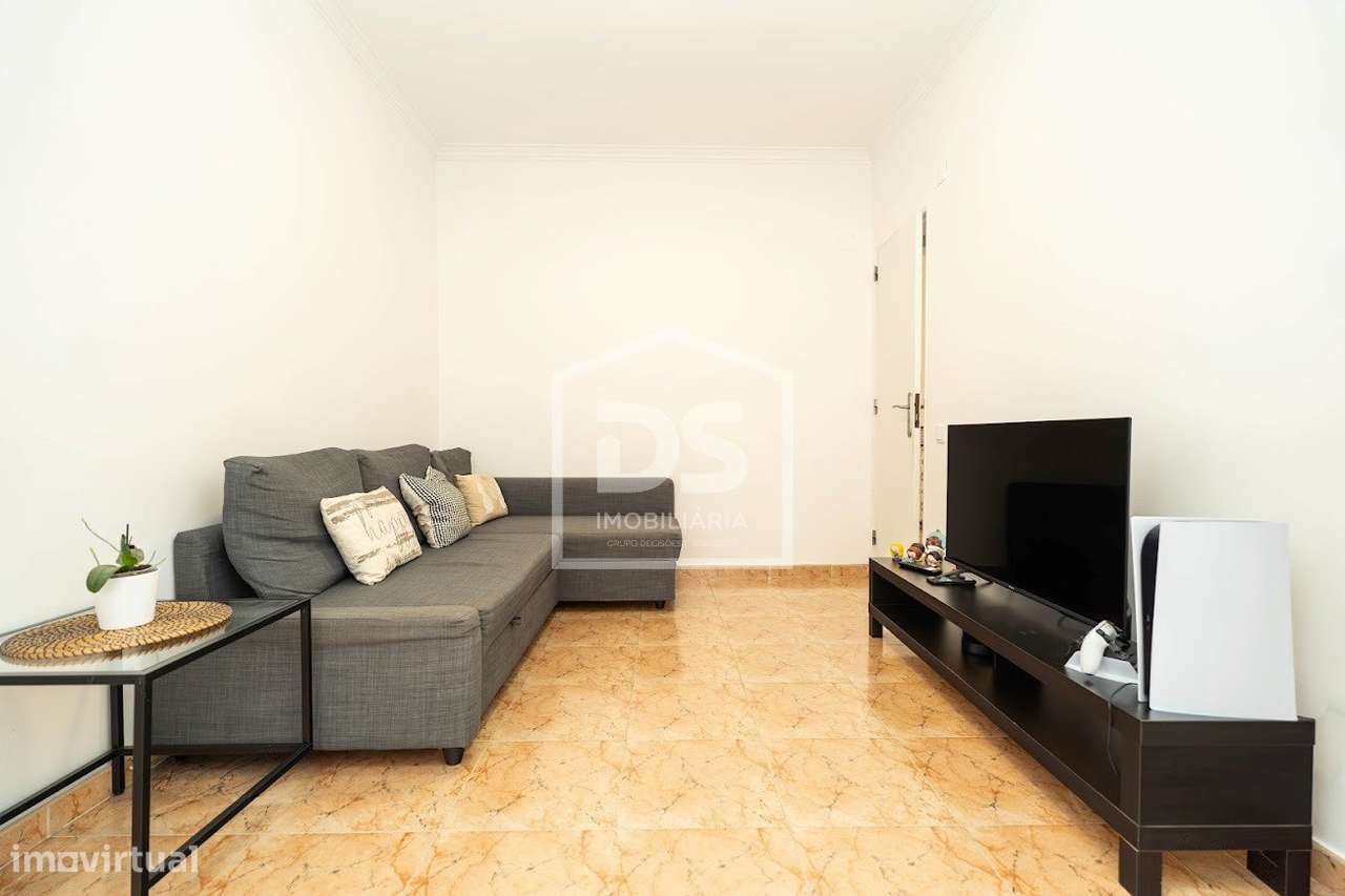 Apartamento T2 Venda em Almada, Cova da Piedade, Pragal e Cacilhas,Alm-8