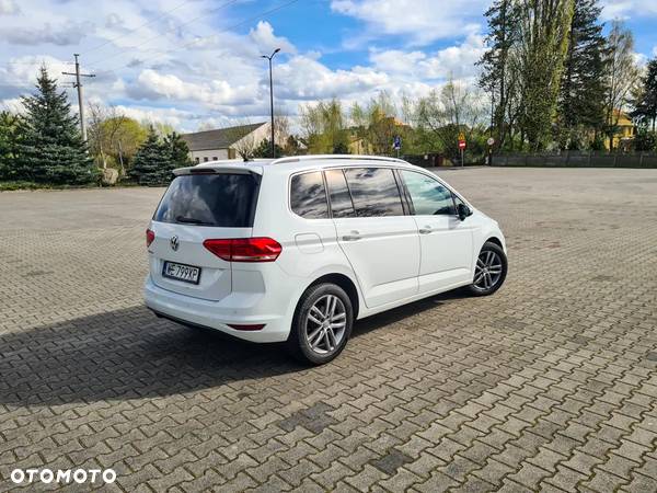 Volkswagen Touran 1.5 TSI EVO Highline DSG - 3