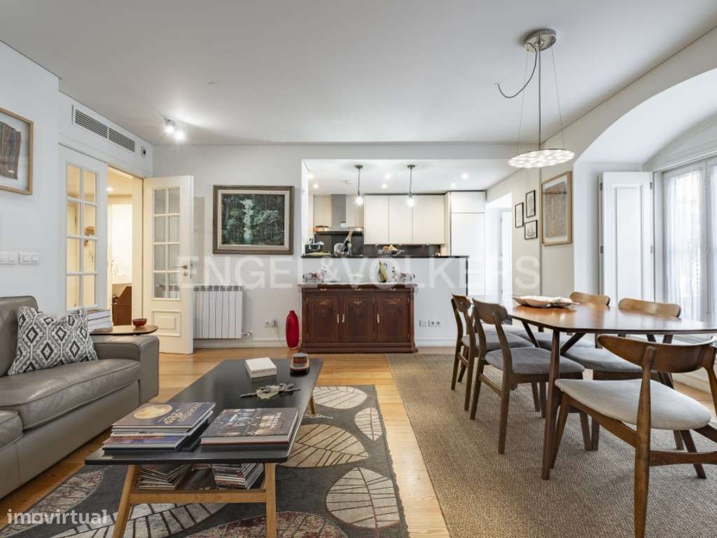 Apartamento sofisticado T2 em edifício de luxo no Chiado - Grande imagem: 2/24