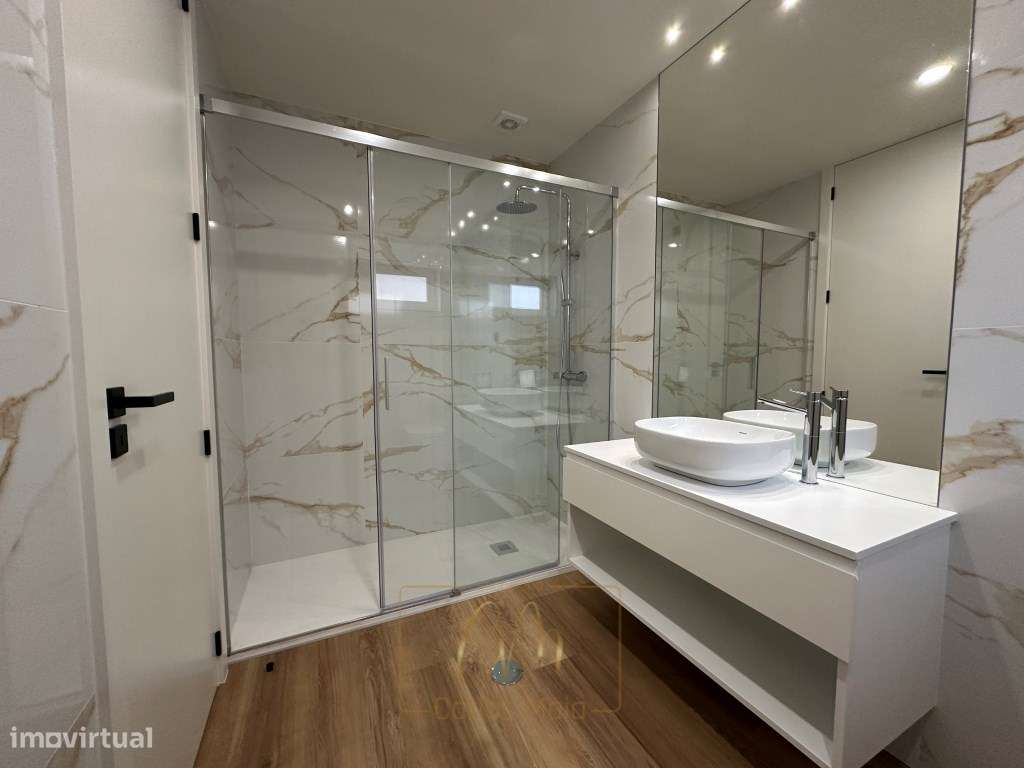 Apartamento T3 c/lugar de garagem-22