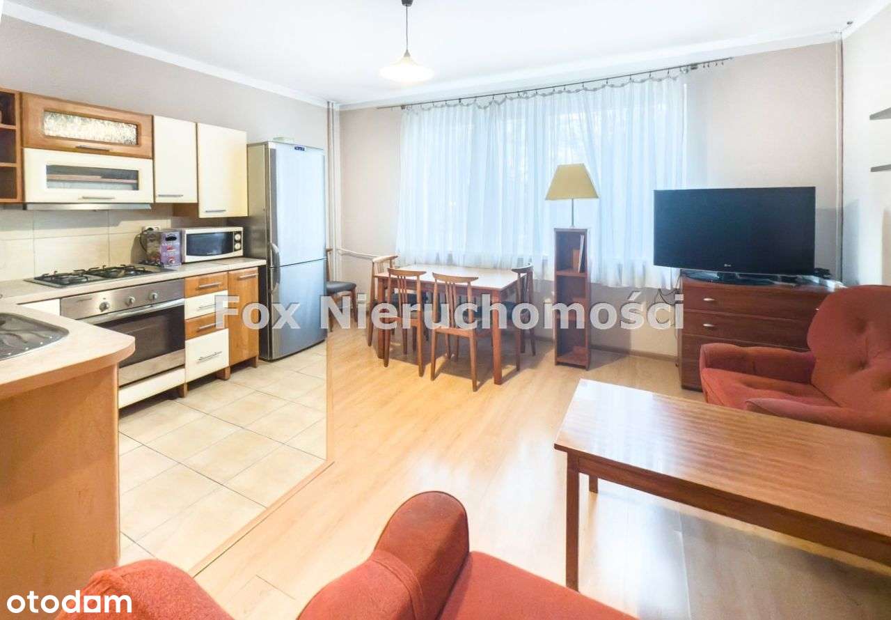 Słoneczne 2 pokoje na 1 piętrze w niskim bloku-1