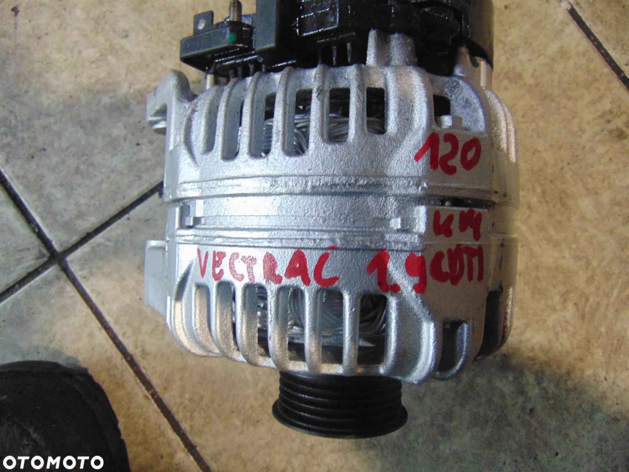 Alternator Opel vectra c 1,9 CDTI 120 km - 1