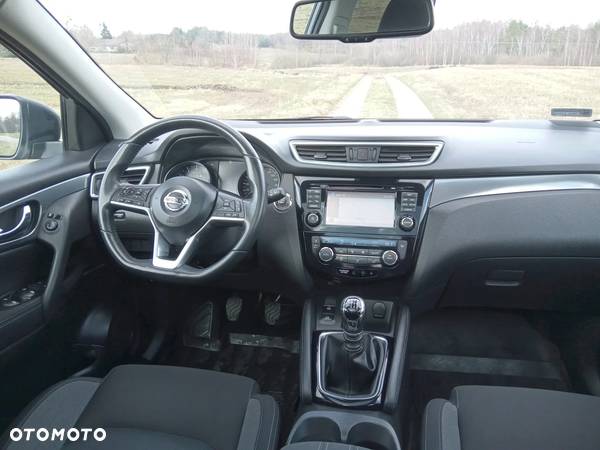 Nissan Qashqai - 10