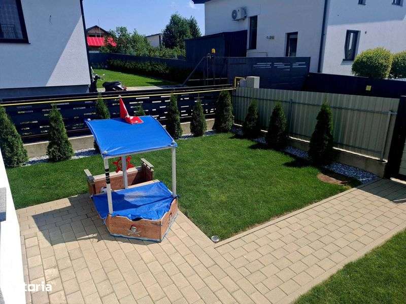 Casa individuala de vanzare LANISTE Burdujeni Strada Dimitrie Loghin - Imagine principală: 4/8