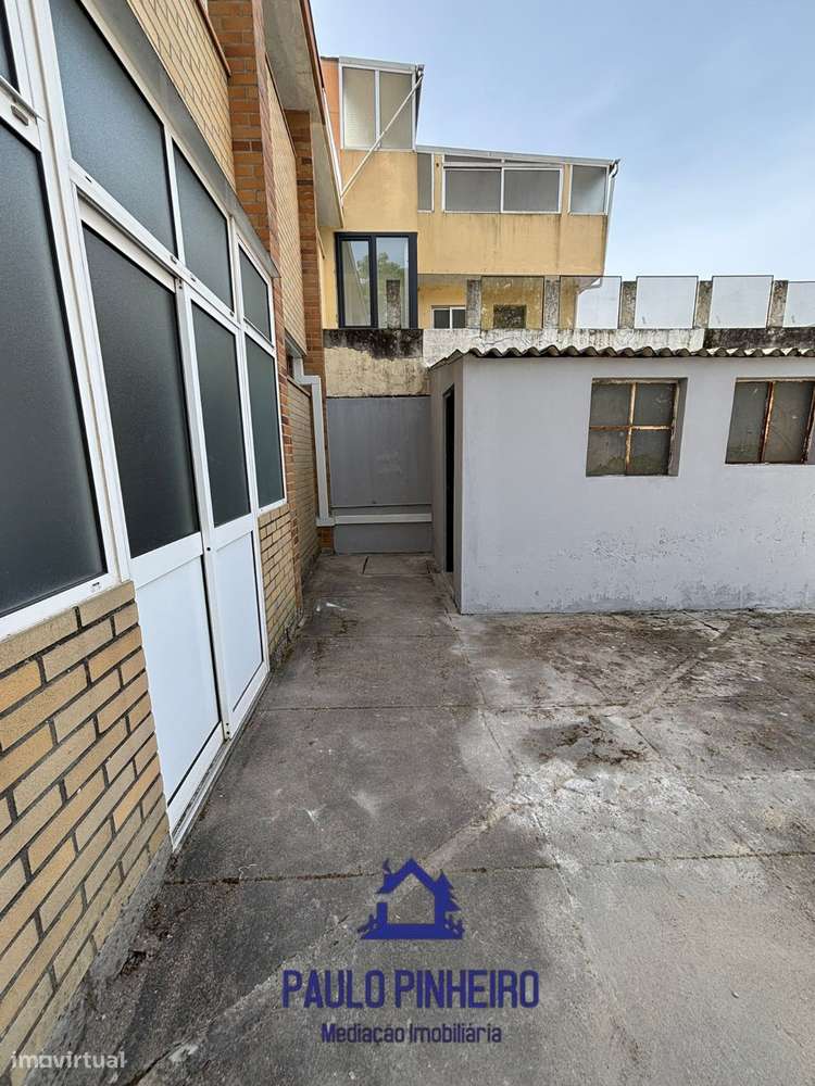 Moradia T3 Renovada em Vila Nova de Gaia-23
