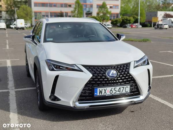 Lexus UX - 1