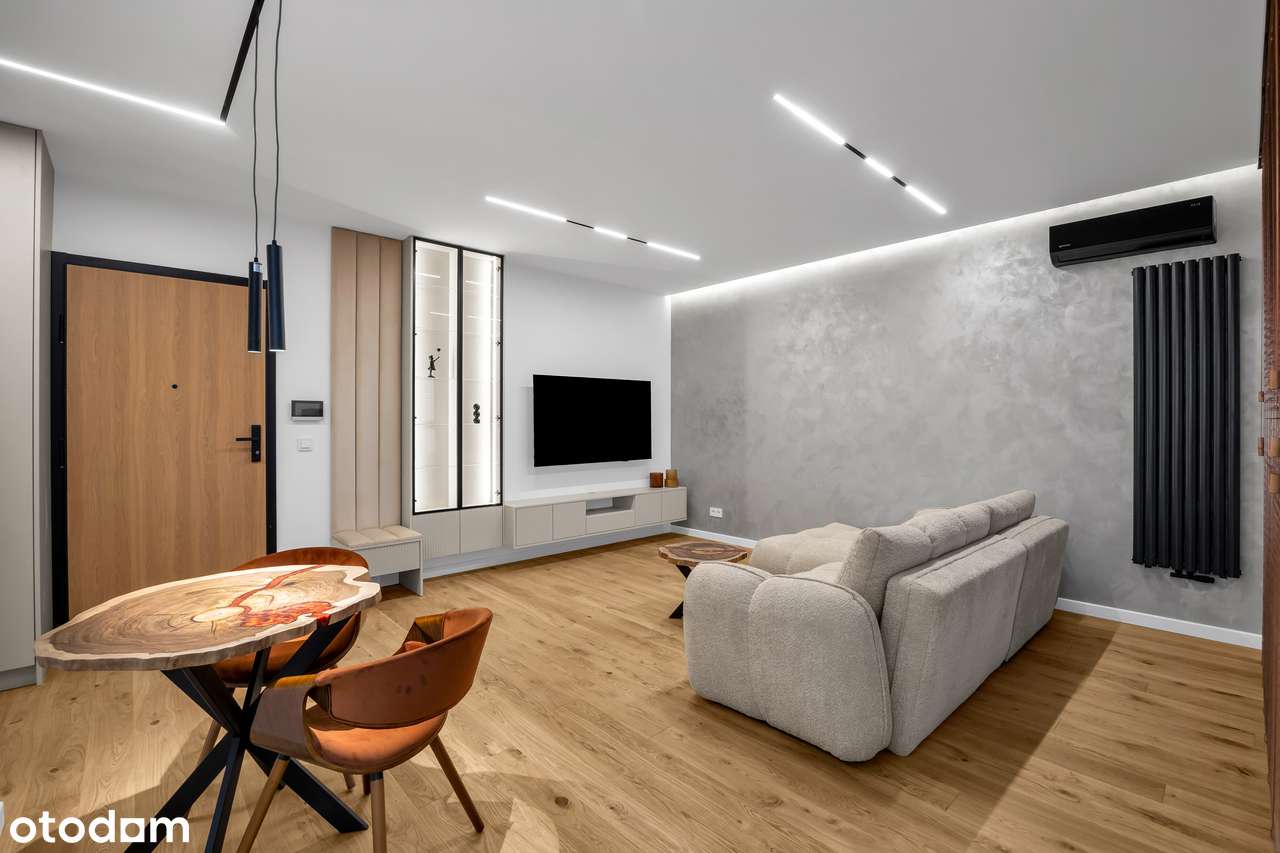 OSTATNIE Piętro | Quiet luxury | Towarowa Square | Metro Rondo Dasz.-5