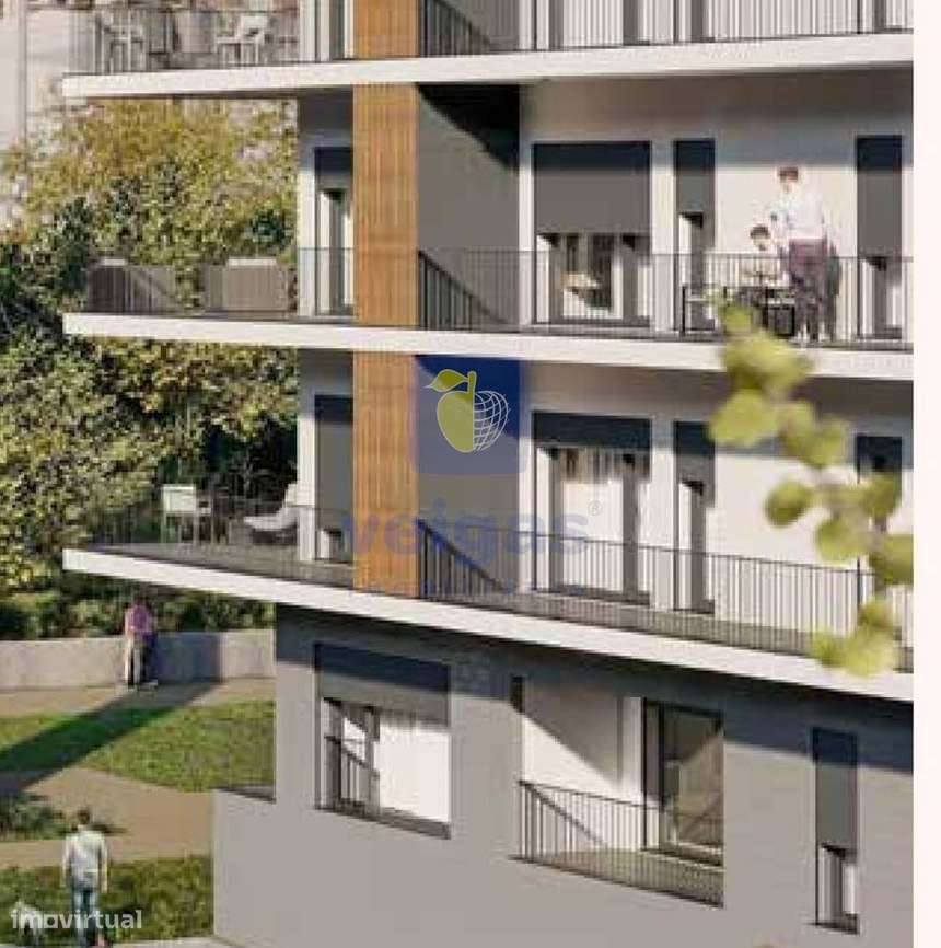 Apartamento T2 novo  no centro de Pombal com garagem e elevador-17