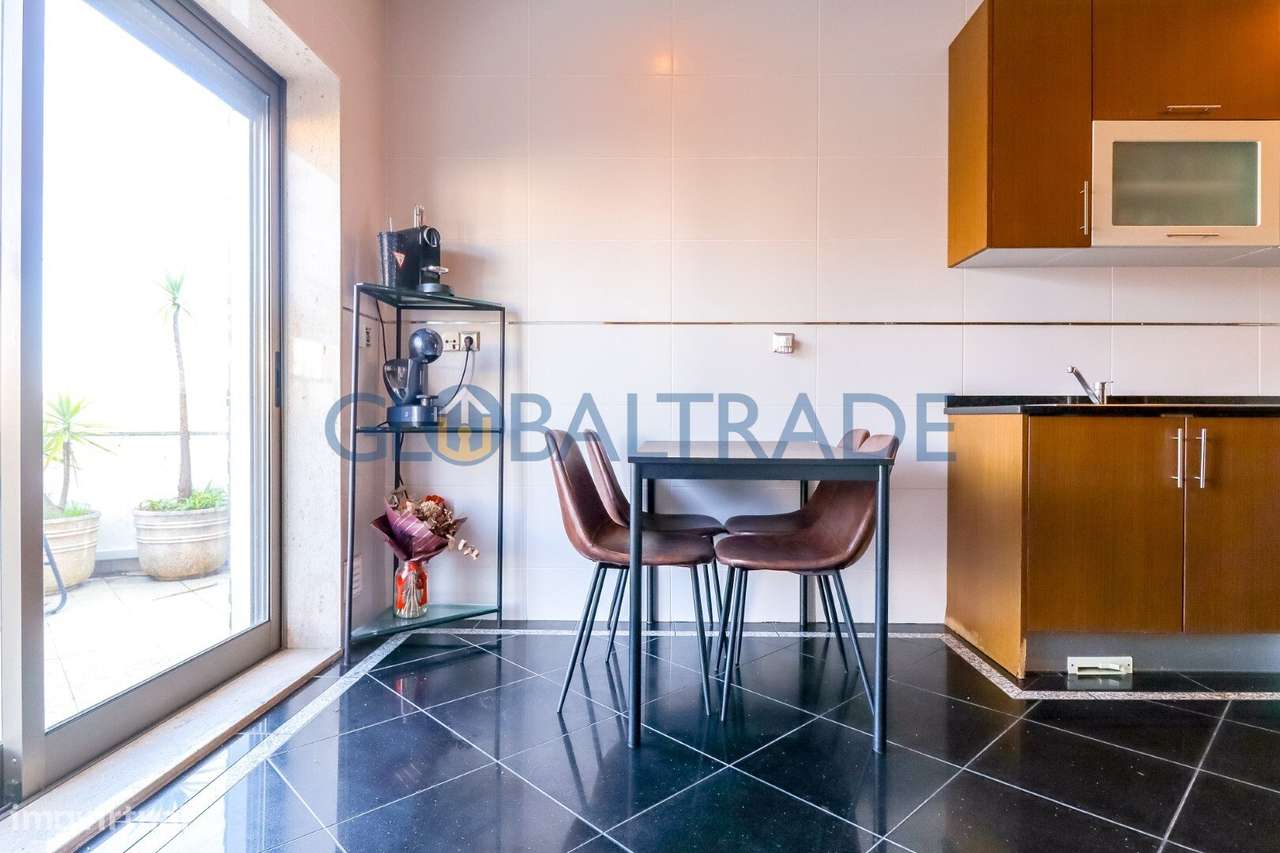 Moradia T3 com Terraço em Valbom-28