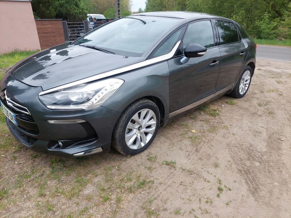 DS DS5 2014