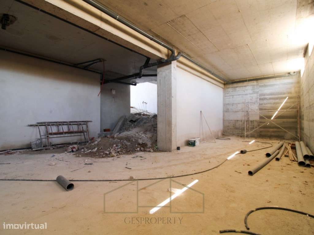 Apartamento T3 Duplex em Pinhal Novo-35