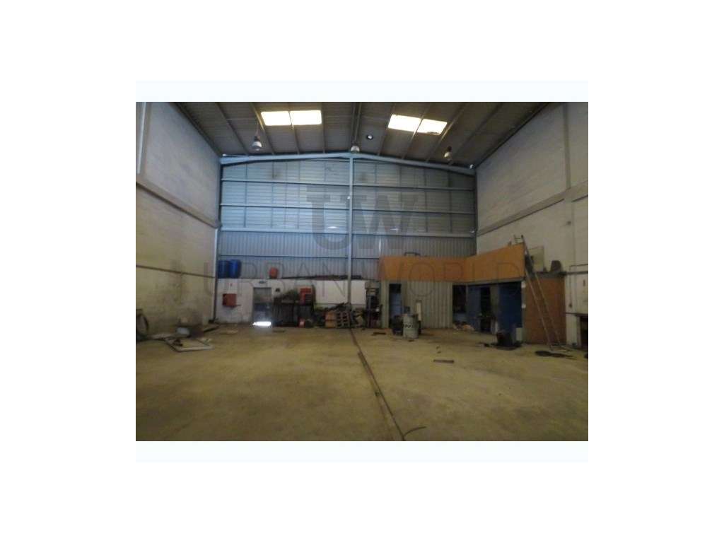 Armazém Industrial, Alverca do Ribatejo - Vila Franca de Xira, 555m2-3