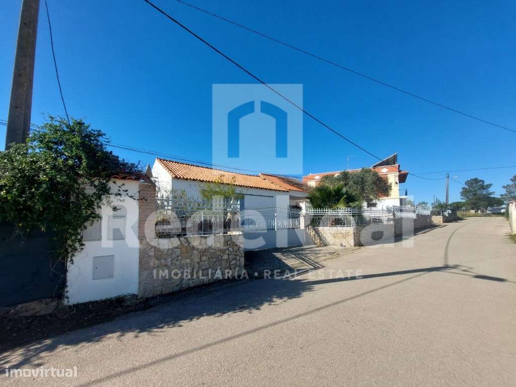 Moradia T5 isolada nos arredores de Olhão - Grande imagem: 2/48