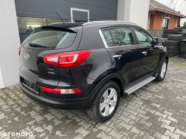 Kia Sportage 2.0 CRDI 4WD Automatik Vision - 4