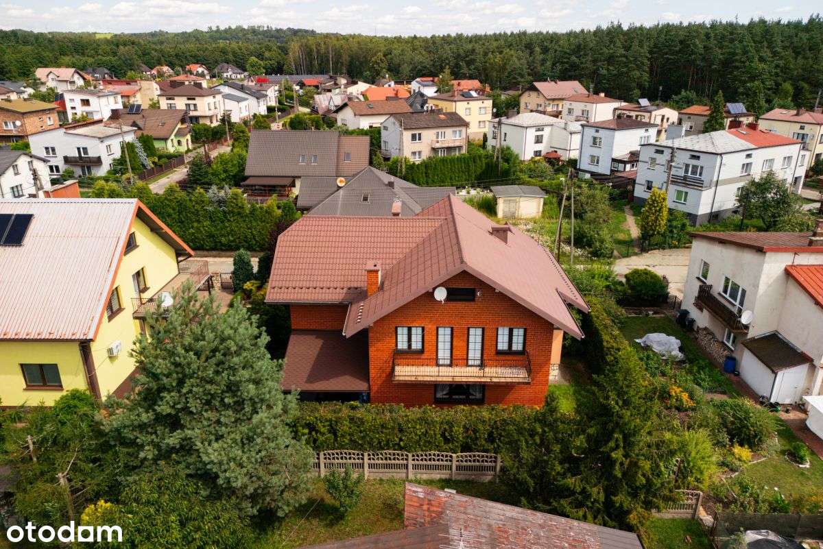 Przestronny dom wolnostojący - świetna lokalizacja - Pełny obrazek: 3/20