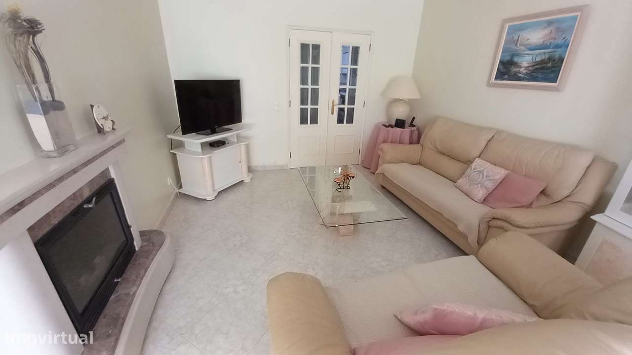 T2 para arrendamento em Faro, Santa Bárbara de Nexe - Grande imagem: 4/9