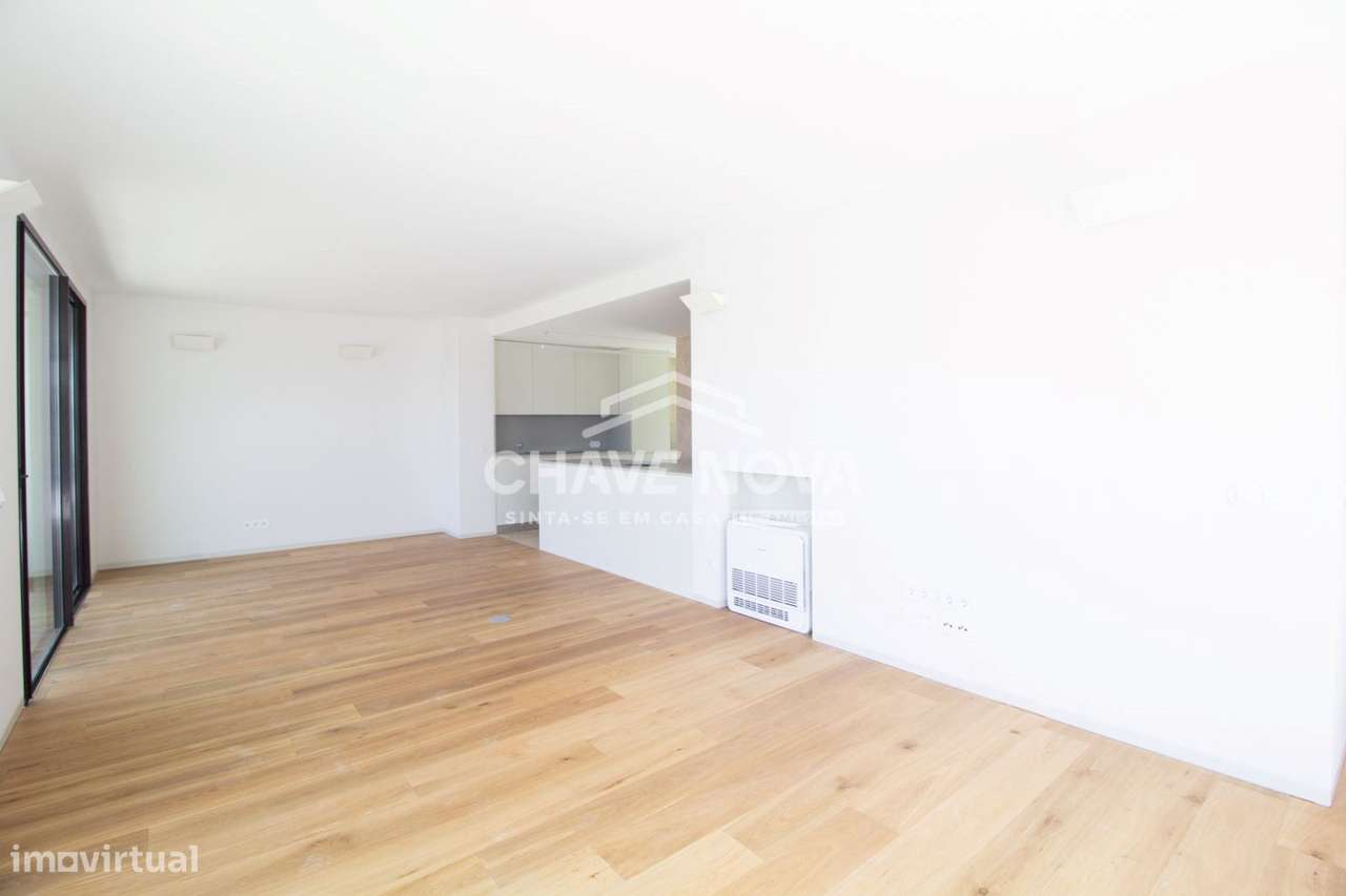 T2 Dúplex Novo c/ Vistas Rio em Santa Marinha (Quinta S. Marcos) - Grande imagem: 2/23