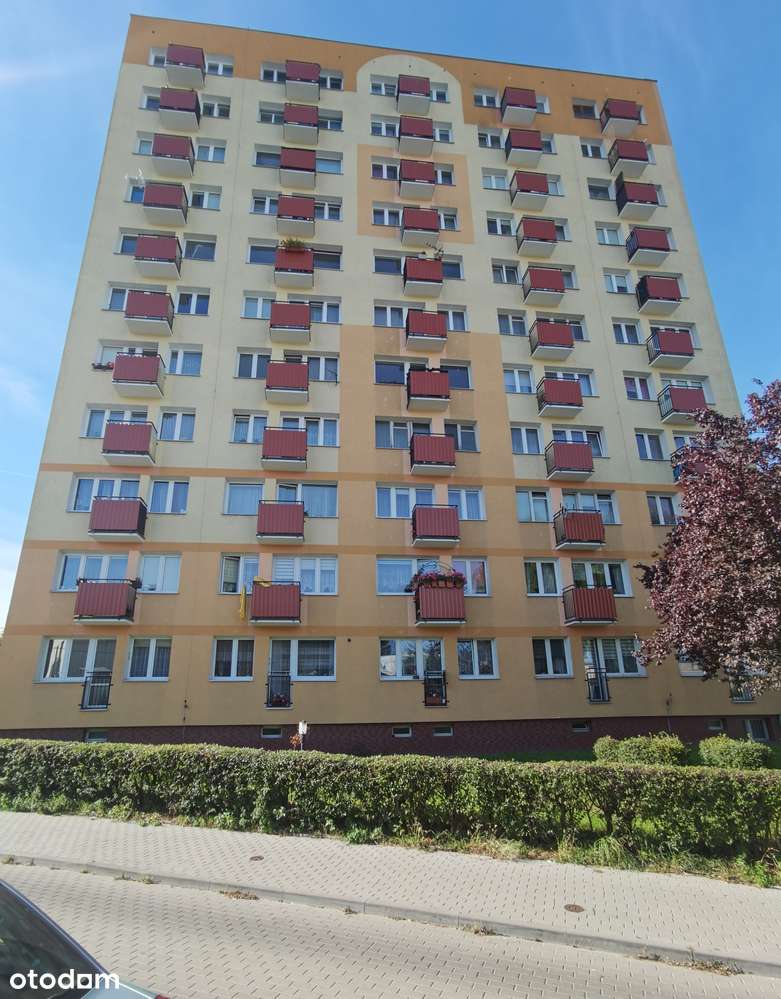 2 pokoje k/dworca SKM, budynek i lokal po remoncie z wyj. łazienki-17