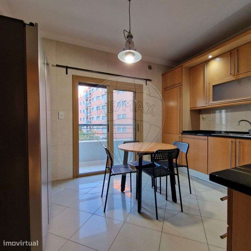 Apartamento T2 para arrendamento - Grande imagem: 4/20