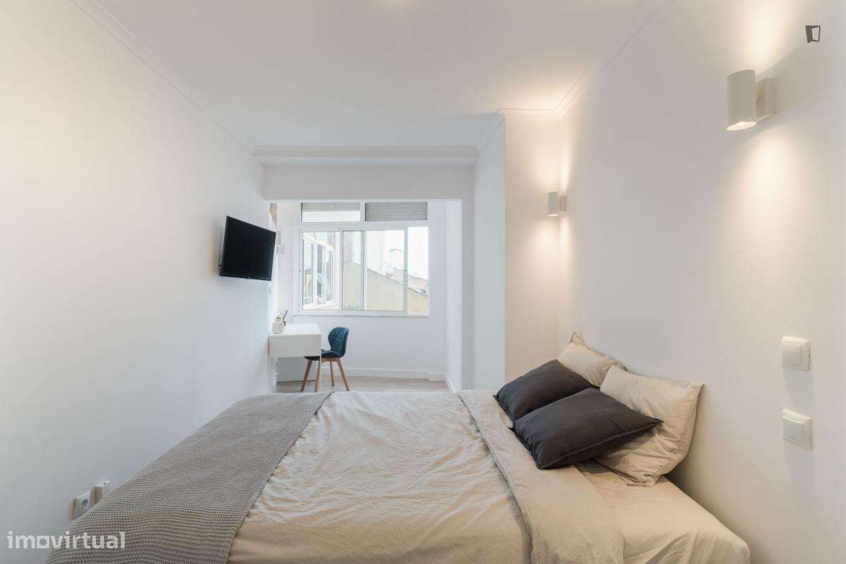 Quarto - localizado em Penha de França Lisbon - Grande imagem: 5/7