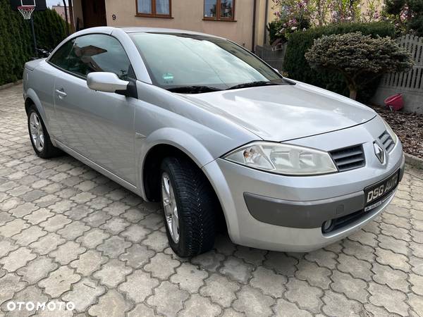 Renault Megane CC 1.6 Confort Authentique - 3