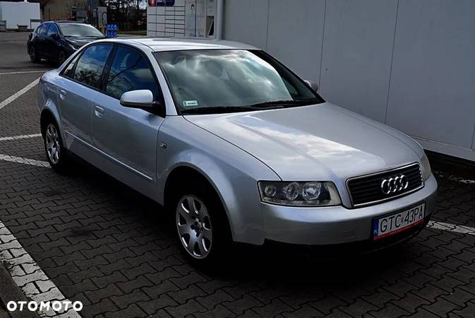 Audi A4 2.0 - 8