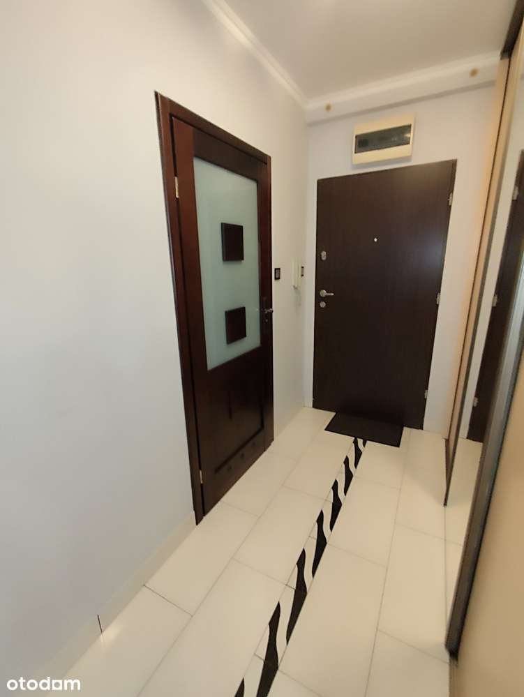 2 pokoje - 52 M2 - Garaż - Komórka-7