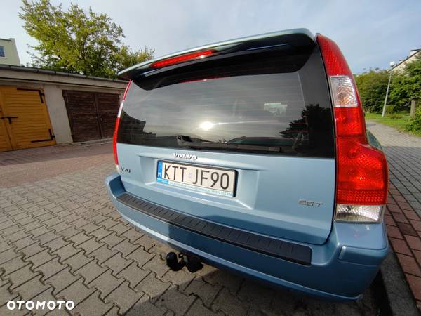 Volvo V70 2.5 T Momentum - 5