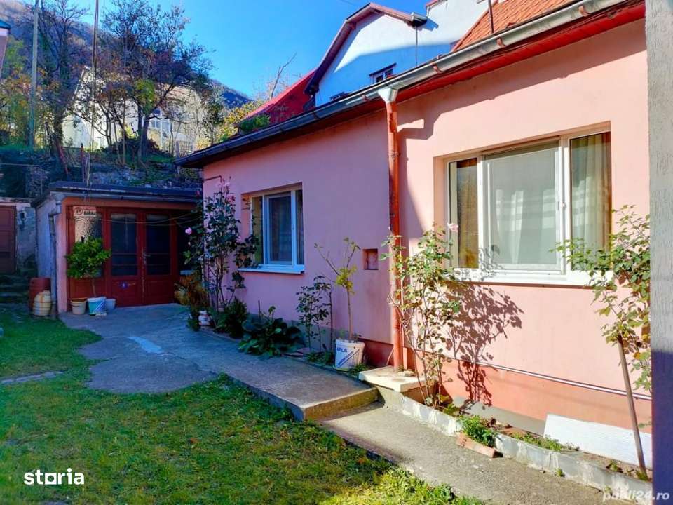 Sinaia - Casa 3 Camere - Curte - Garaj & Dependinte - Posibilitate Sup - Imagine principală: 2/5