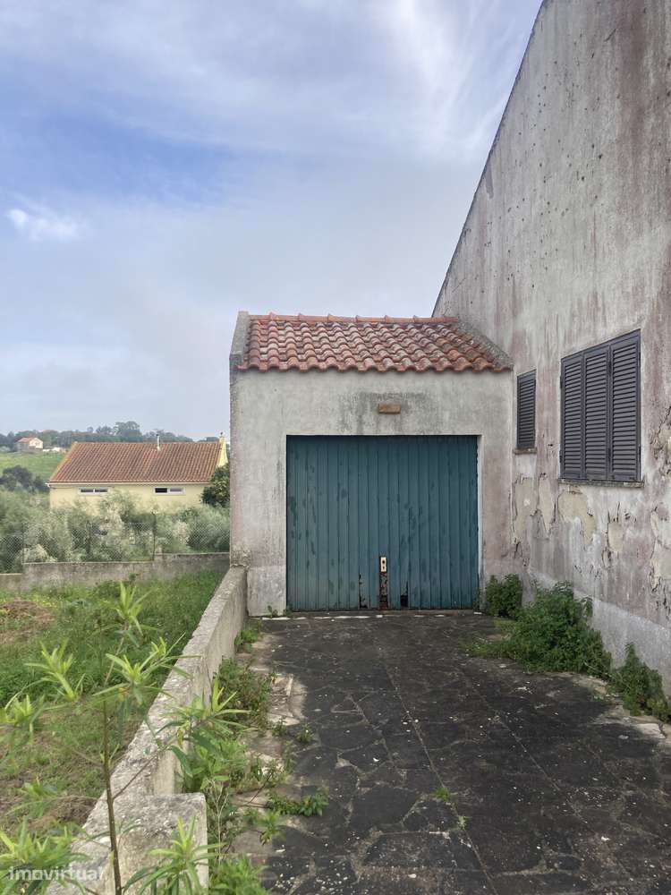 Moradia isolada para renovar Junto ao IC20 e A33 - Grande imagem: 4/18