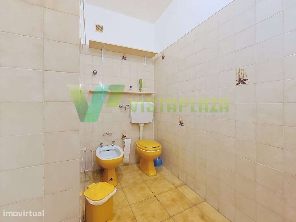Apartamento T2 em Faro com Vista Rio ,Excelente Localização junto a...-21