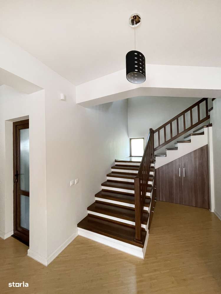 Vila in Corbeanca (Petresti) | mobilata |160 mp util | garaj | curte-4