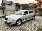 Skoda Octavia 1.6 FSI Ambiente - 2