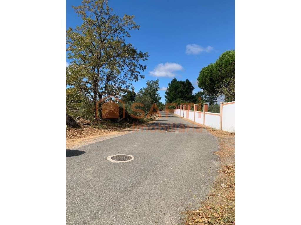 Terreno à venda em Prados - Pinhel-13