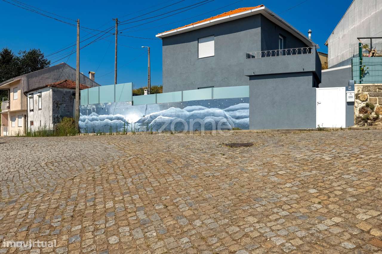 Moradia T1+1 Remodelada com Espaço Exterior – Fânzeres, Gondomar - Grande imagem: 5/39