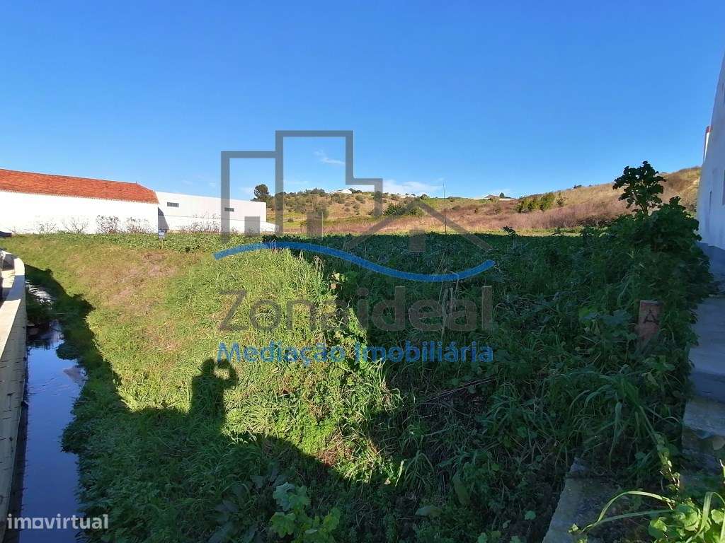 Terreno urbano e agrícola, localizado perto de Olhalvo, Alenquer - Grande imagem: 4/5