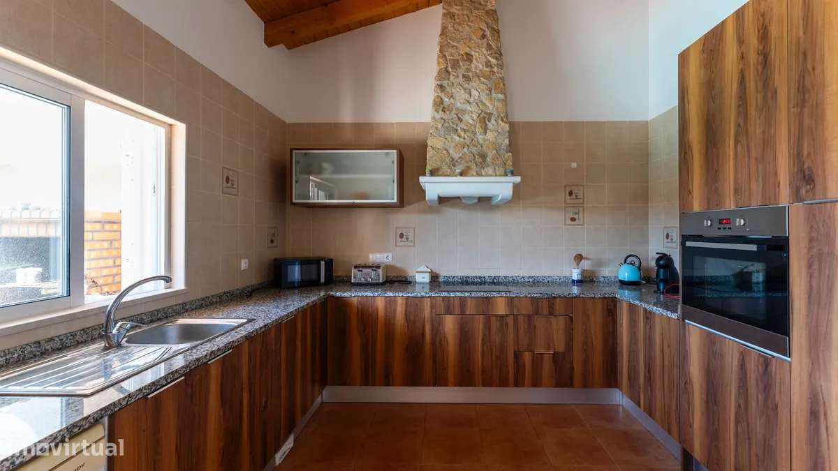 Moradia T3 com piscina-9