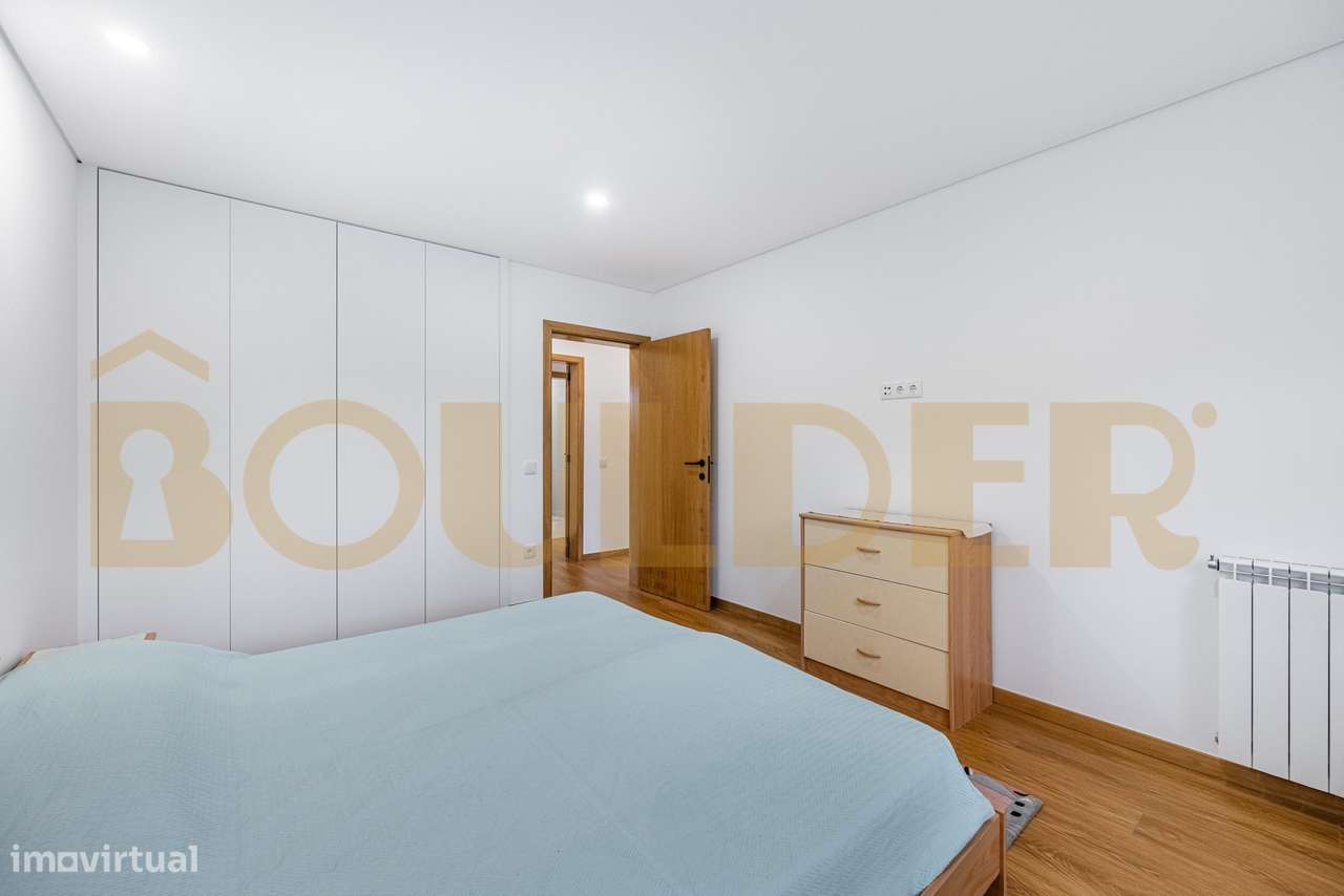 Moradia T4 de Arquitetura Moderna-37