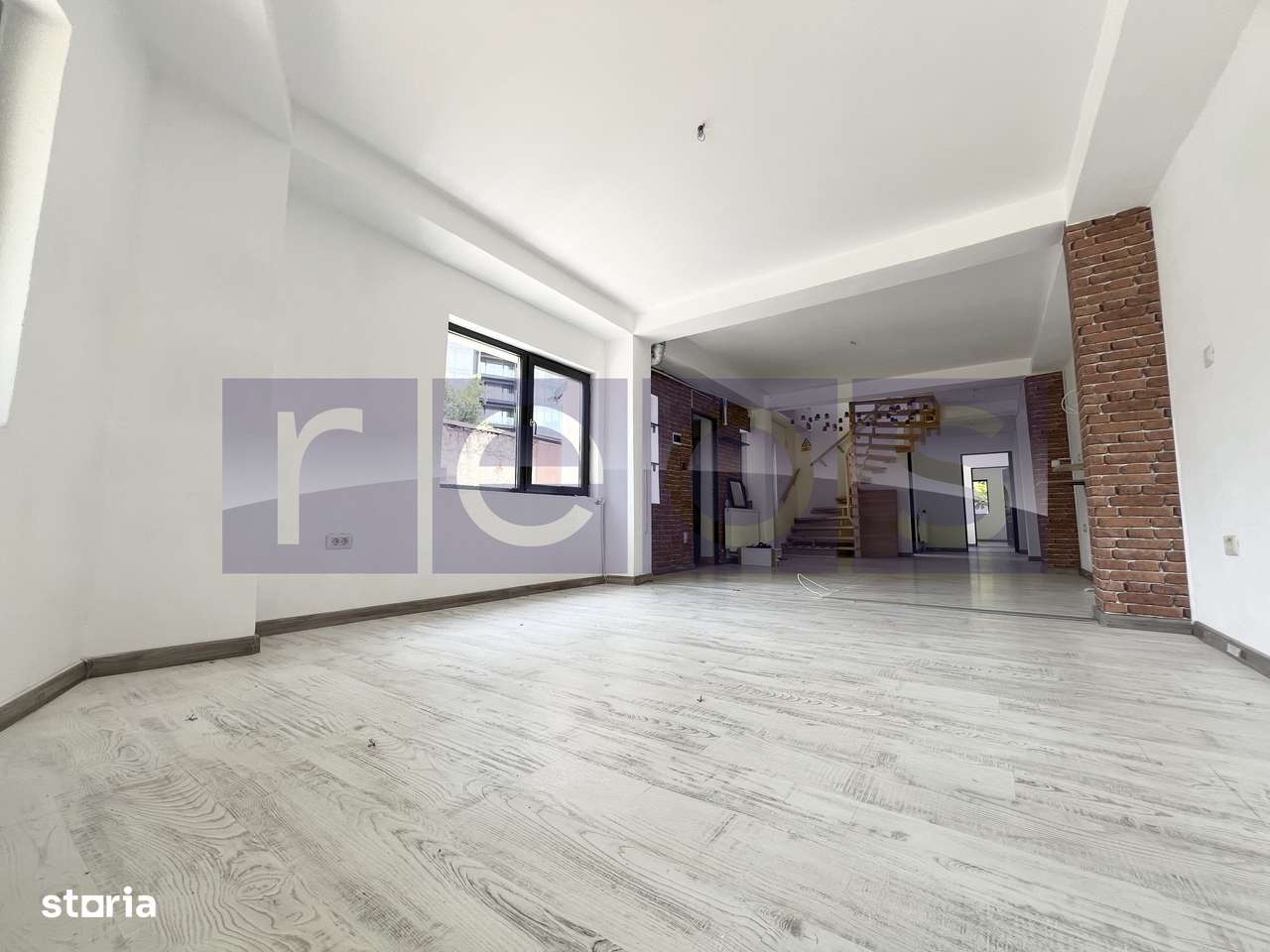 INCHIRIERE VILA BUZESTI | 200 MP UTIL | CURTE 130 MP | IDEAL REZIDENTA - Imagine principală: 2/16