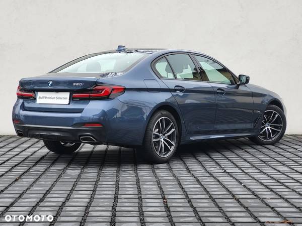 BMW Seria 5 520i mHEV M Sport sport - 5