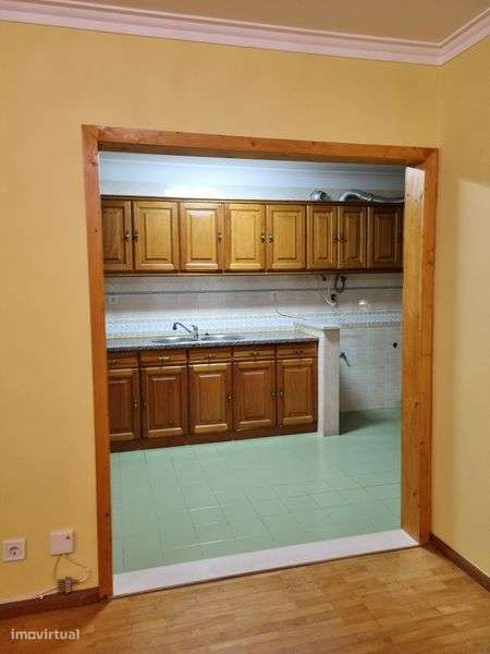 Em Aveiro . Disponivel para alugar, Apartamento T2 em Azurva, Aveiro - Grande imagem: 4/12