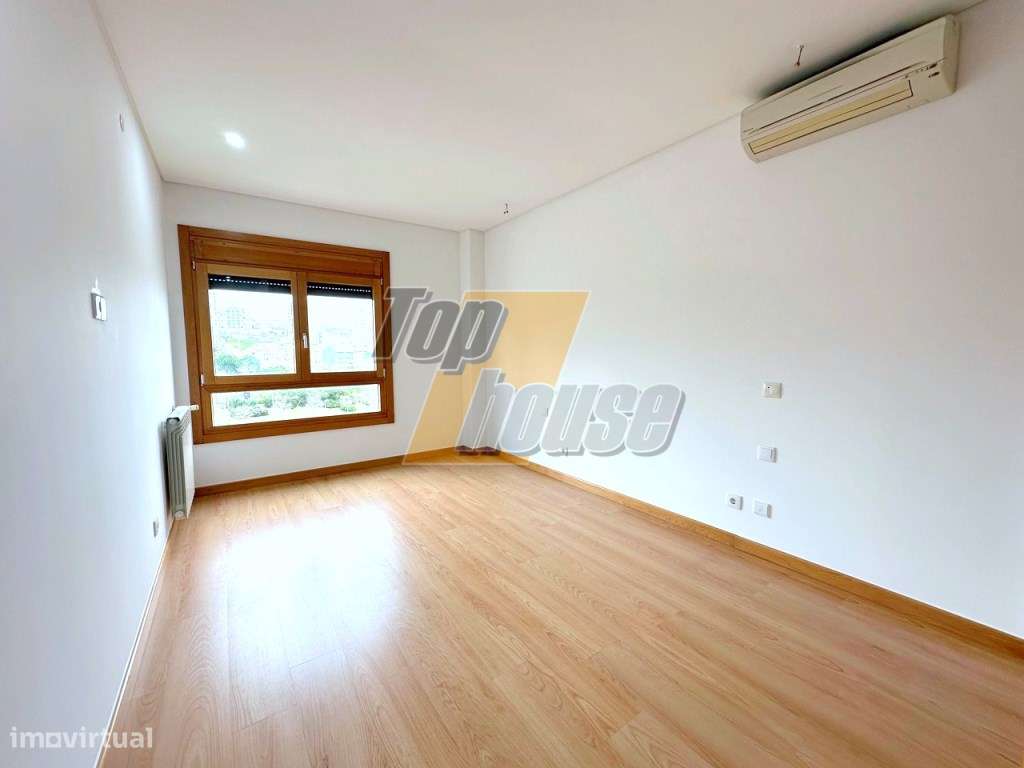 Excelente Apartamento T3 - Colinas do Cruzeiro-20