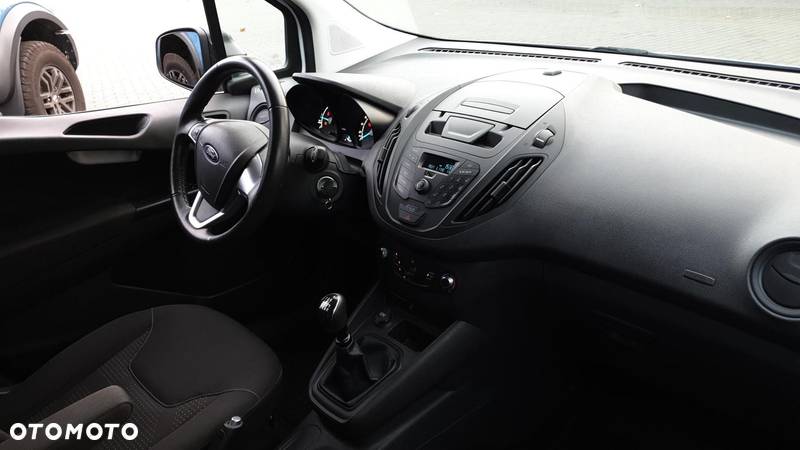 Ford transit-courier - 25