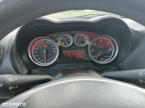 Alfa Romeo Mito 1.3 JTDM Turismo - 36