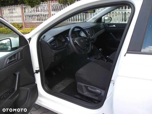 Volkswagen Polo 1.0 Comfortline - 10