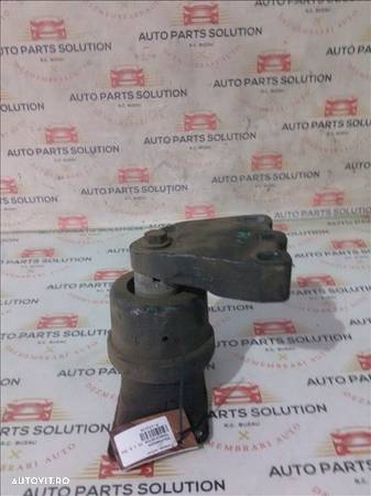 tampon motor volkswagen transporter t5 2005 2011 - 1