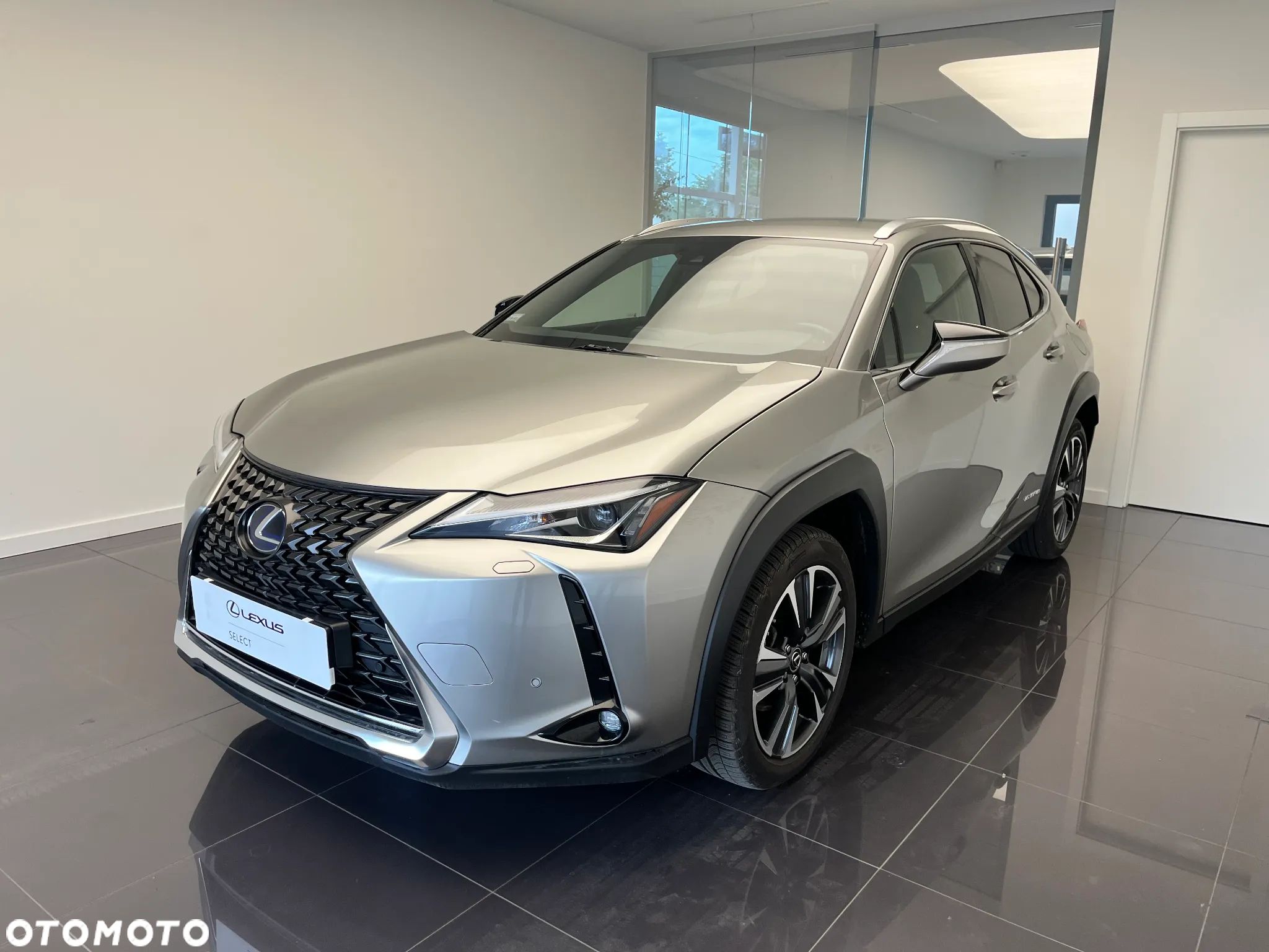 Lexus UX - 1