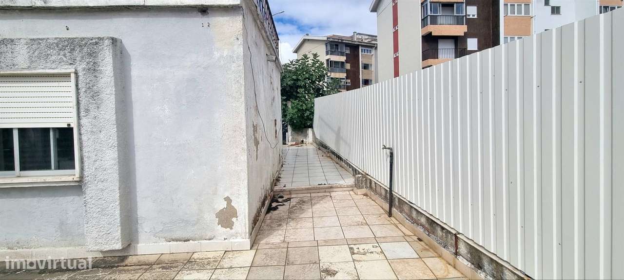 Moradia >=T10 - Fonte da Talha - Coimbra/Venda-35
